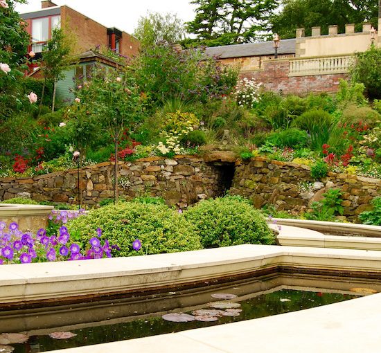 Dunfermline garden, formal water feature, built by Water Gems, designed by Carolyn Grohmann