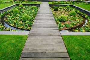 Sunken garden, Edinburgh garden built by Water Gems, designed by Carolyn Grohmann