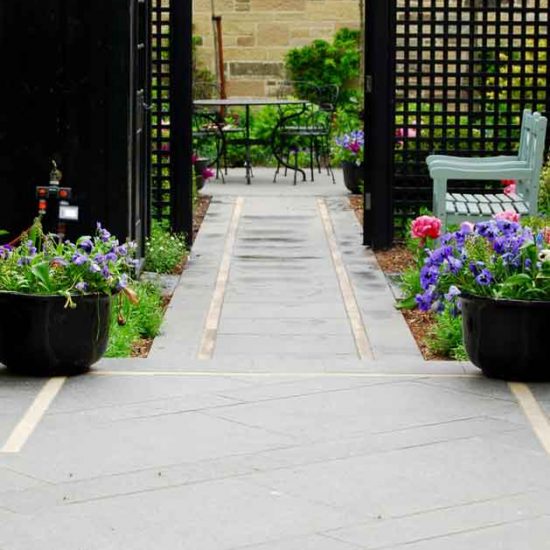 Edinburgh garden built by Water Gems, designed by Carolyn Grohmann