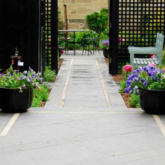 Edinburgh garden built by Water Gems, designed by Carolyn Grohmann