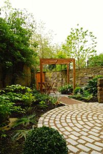 Great Stuart Street Edinburgh, BALI award-winning garden, built by Water Gems, designed by Carolyn Grohmann