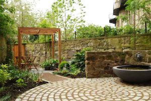 Great Stuart Street Edinburgh, BALI award-winning garden, built by Water Gems, designed by Carolyn Grohmann