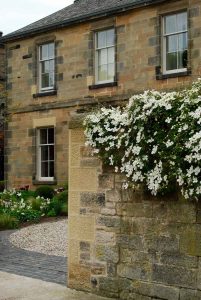 Edinburgh garden built by Water Gems, designed by Carolyn Grohmann