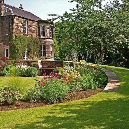 Colinton Road, Edinburgh Garden, built by Water Gems, designed by Carolyn Grohmann