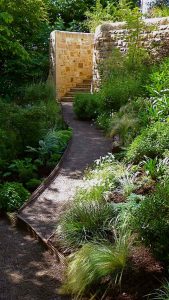 Rebar edging, Garden in Inverleith, Edinburgh by Water Gems