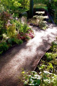 Garden in Inverleith, Edinburgh by Water Gems