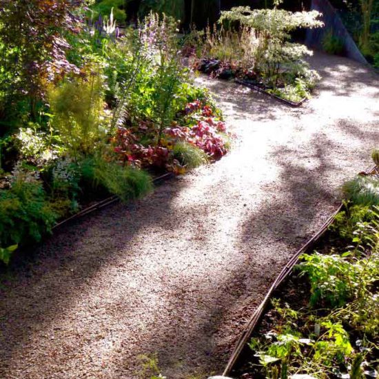 Garden in Inverleith, Edinburgh by Water Gems