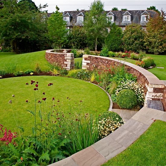 Colinton Road, Edinburgh Garden, built by Water Gems, designed by Carolyn Grohmann