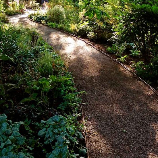 Rebar edging, Garden in Inverleith, Edinburgh by Water Gems